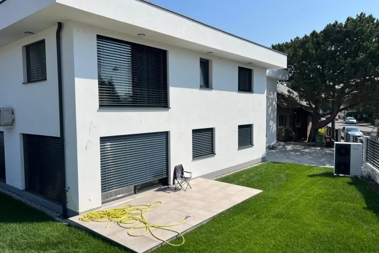 Projekt 2 - Media (6)