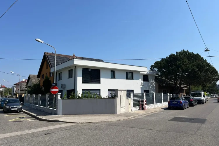 Projekt 2 - Media (7)