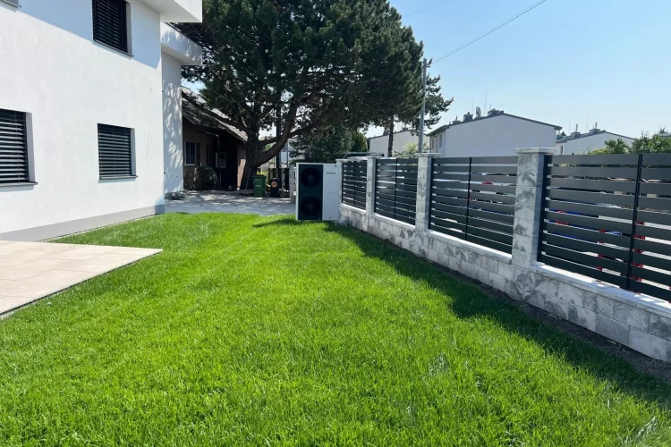 Projekt 2 - Media (8)