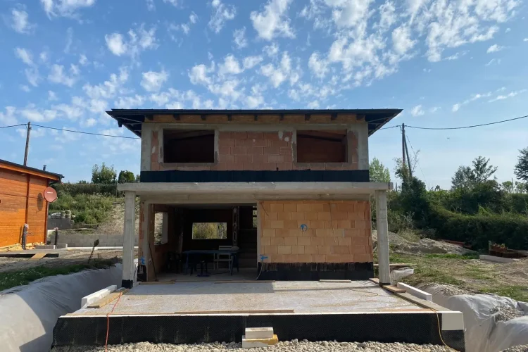 Projekt 4 - Media (3)